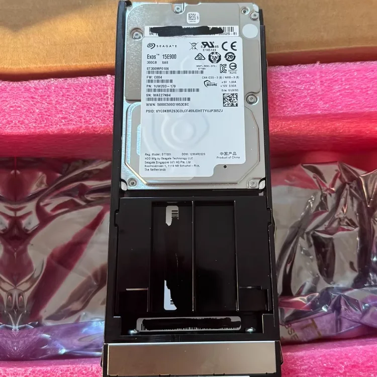 Жесткий диск HDD для сервера Huawei 300 ГБ SAS 2.5", 15000 об/мин, 02350DET
